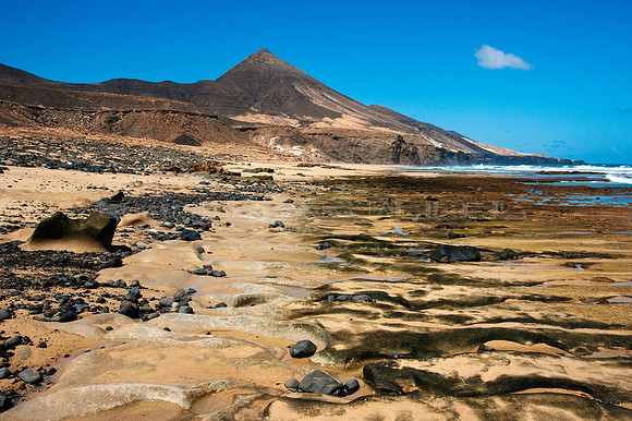Rocas y montaña - Península de Jandía, Fuerteventura