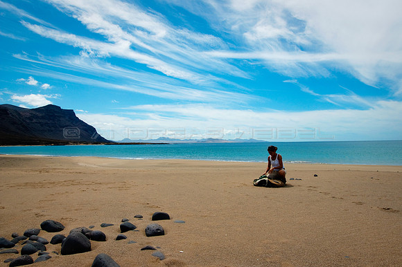 Llegando a la playa - Playa del Risco, Lanzarote