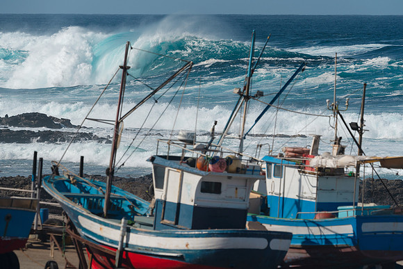 "Hoy mejor en tierra" - Puerto de La Santa, Tinajo.