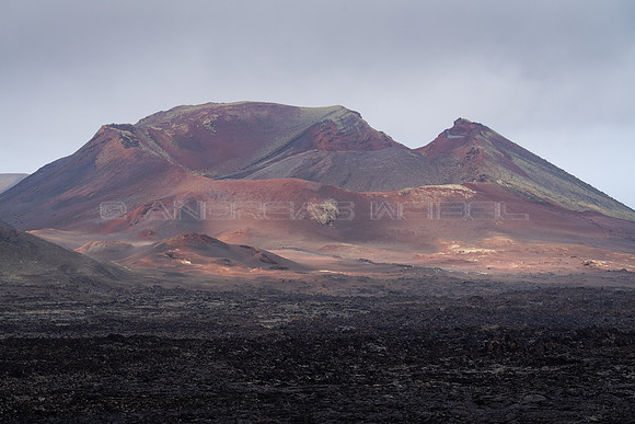 Montaña Rajada - Volcán en el Parque Nacional de Timanfaya, La