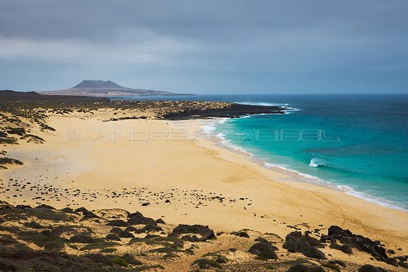 Nubes en la Playa de Las Conchas - La Graciosa, Canarias