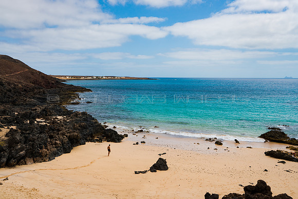 Vista a la playa de Los Conejos - La Graciosa, Islas Canarias.