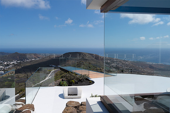 Transparencias y reflejos en el Mirador de Haria.