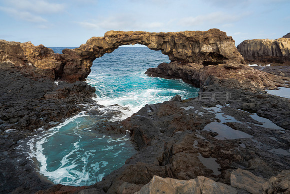 Arco al atardecer en el Charco Manso - El Hierro.