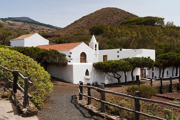 Ermita Nuestra Señora de los Reyes - El Hierro.