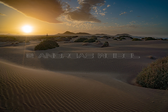 Atardecer en las dunas de Famara - Teguise, Lanzarote