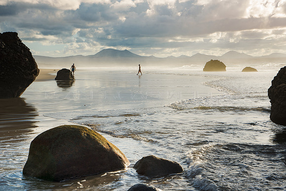 El mar recupera la playa en Famara - Lanzarote, Canarias