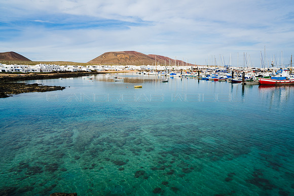 Fondo marino en el puerto de Caleta del Sebo, La Graciosa