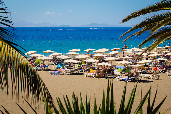 Hamacas con vistas a Fuerteventura - Puerto del Carmen, Lanzarote