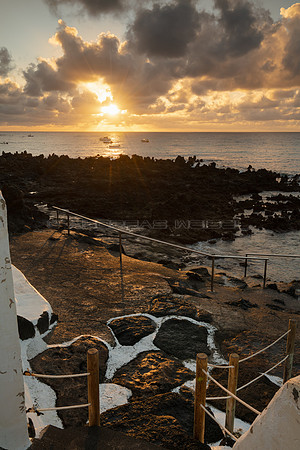 Amanecer con nubes, Punta Mujeres, Haria.