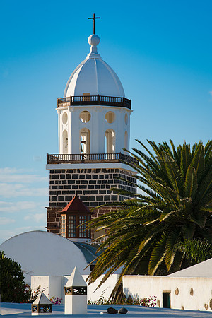 Iglesia con palmera - Teguise.