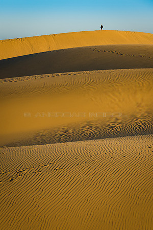 Explorando las Dunas de Maspalomas al atardecer