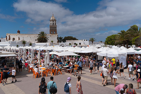 Mercadillo de domingo - Villa de Teguise