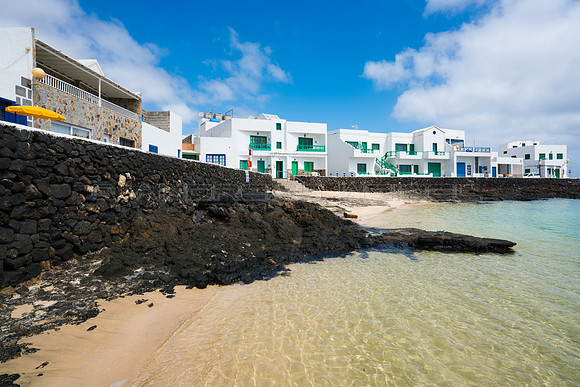 Cala con casas en Órzola - Haría.