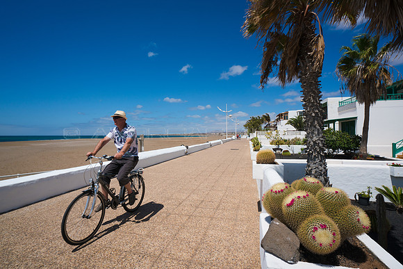 Paseo en bici - Playa Honda, San Bartolomé