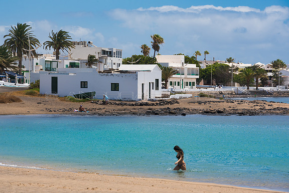 Ambiente de playa - Paseo marítimo Playa Honda, San Bartolomé.