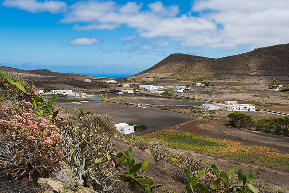 Vista al pueblo de Guinate, Haria.