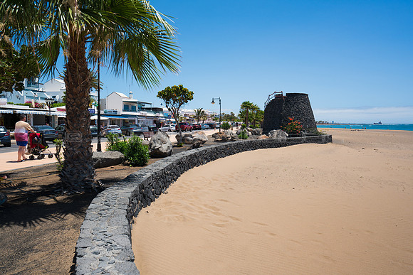 Avenida con Playa - Matagorda, Tías.