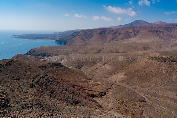 Vista a Los Cuchillos - Pozo Negro.