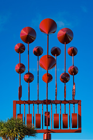 Rojo, verde, azul - Juguete de viento de César Manrique en Arri