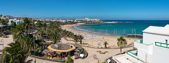 Panorámica de la playa y paseo marítimo de Las Cucharas - Cost