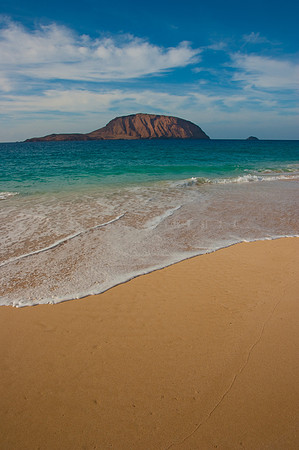 Isla "Montaña Clara" desde la Playa de la Concha, La Graciosa
