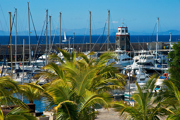 Vista hacía Fuerteventura desde la marina Puerto Calero