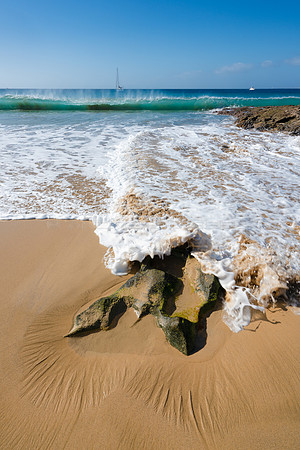 Entra la ola - Playa del Pozo, Costa de Papagayo, Yaiza.