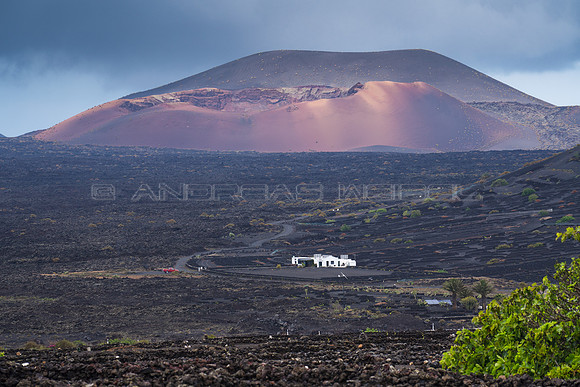 Luce el Corazoncillo - Vista desde la Geria al Parque Nacional d