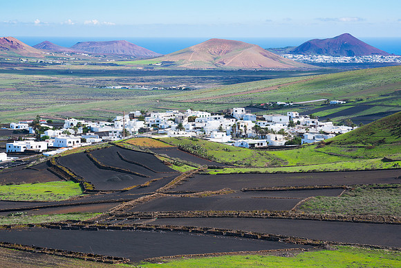 Vista a Tao y la llanura del Jable - Teguise.