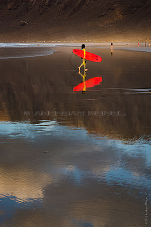 La tabla roja - 50x75cm