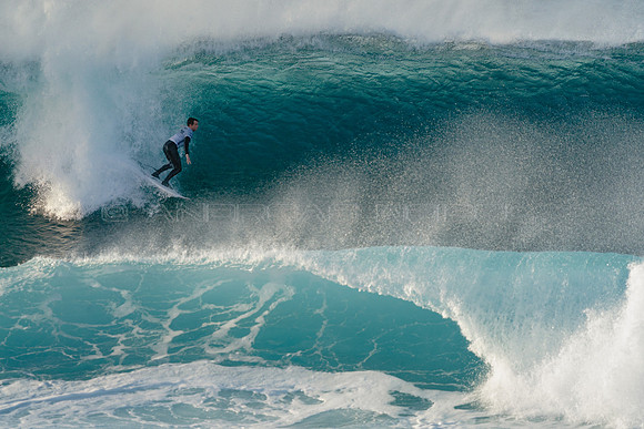 Colores de olas en el Quemao Class 2020 - La Santa, Lanzarote.