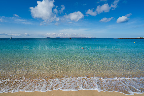 Colores en Playa Dorada - Playa Blanca, Yaiza.