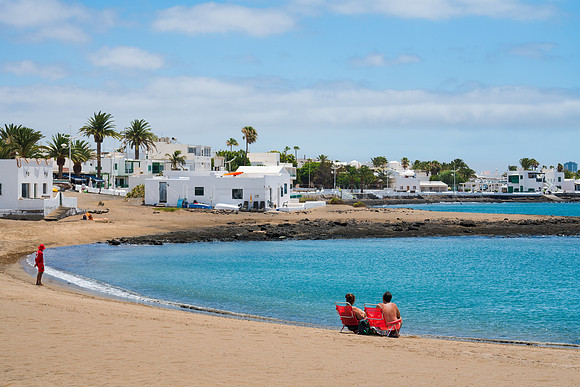 Playa con rojo - Playa Honda, San Bartolomé