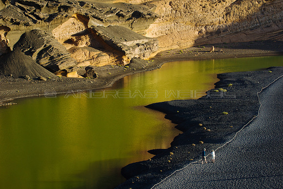 Charco de los Clicos - Laguna verde en El Golfo, Lanzarote