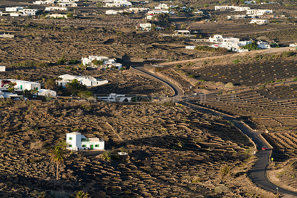 Hacia Masdache - Paisaje rural en La Geria, Tías.