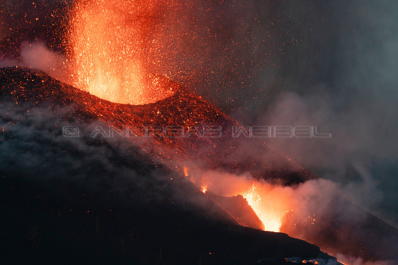 Erupción Volcán Cumbre Vieja - La Palma, Islas Canarias.