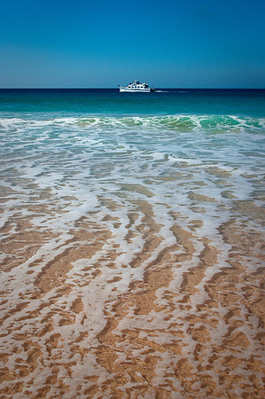 Playa y barco en La Graciosa