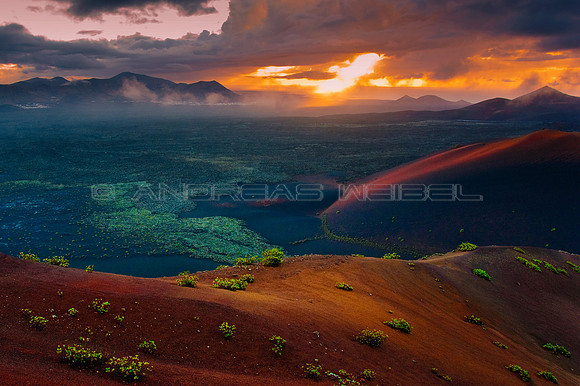 Colores del atardecer en Lanzarote, Islas Canarias
