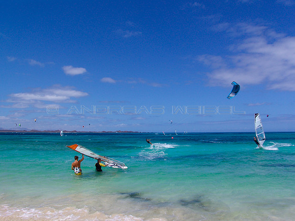 Windsurf y Kitesurf en Flagbeach