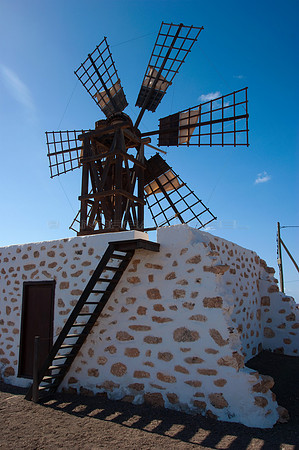 Molino a contraluz - Tefía, Fuerteventura