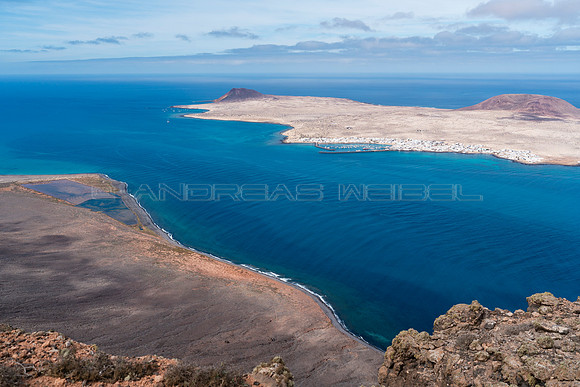 Vista a El Río - Lanzarote y La Graciosa.
