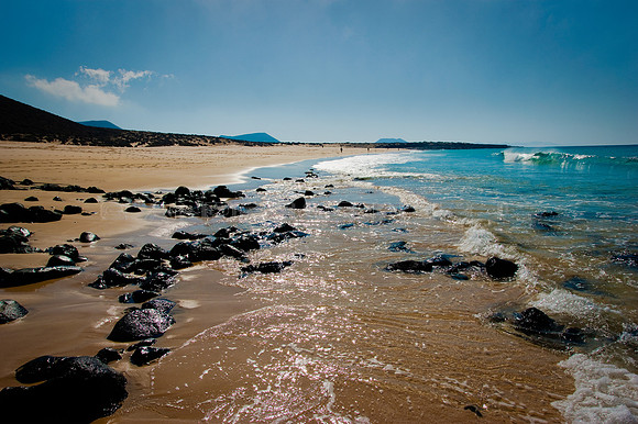 La Playa de La Concha a contraluz, La Graciosa