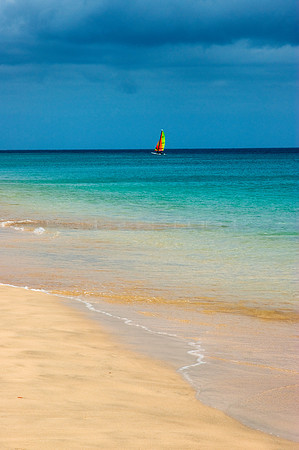 Catamaran y tormenta - Playa de Jandía, Fuerteventura