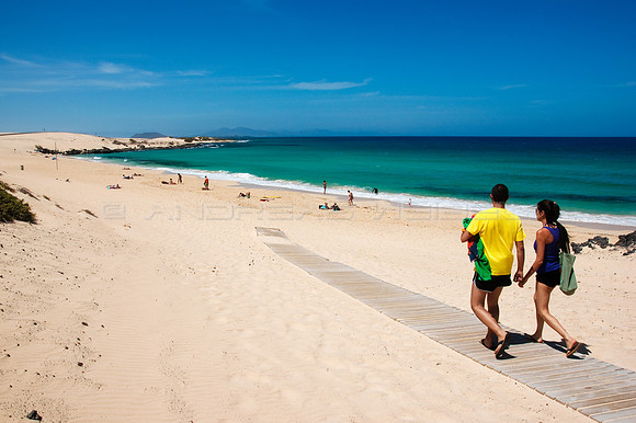 Bajando a la playa - Playita del Porís, Corralejo