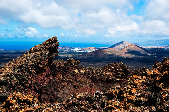 Vista del volcán - Lanzarote, Islas Canarias